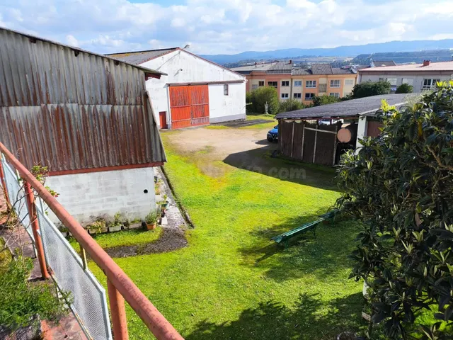 Se vende propiedad con naves, casas y terreno en Froxel, Art - foto 3