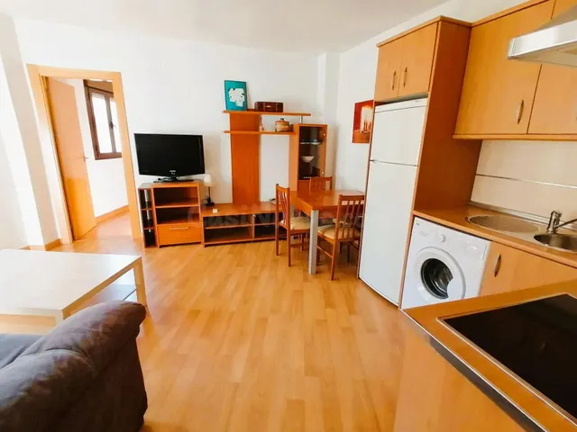 Piso 2 habitaciones 70m² en alquiler - Paseo del salon — 4
