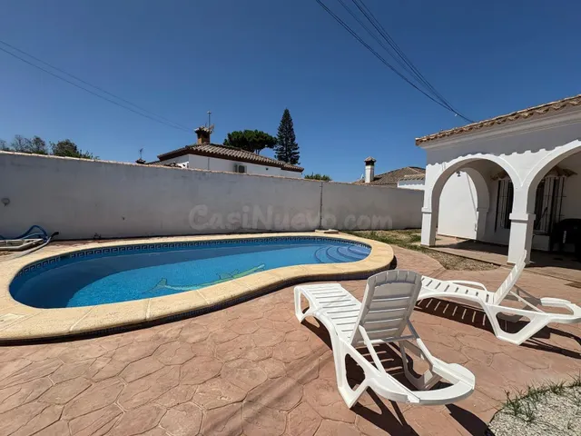 2 CHALETS EN LA ZONA DE EL FLORIN — 3