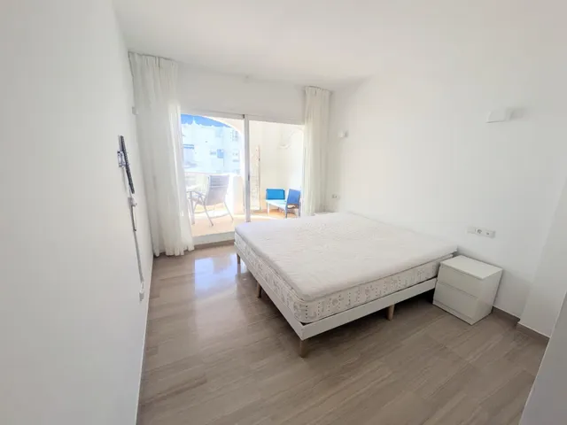 Piso en Puerto Marina, Benalmadena — 11