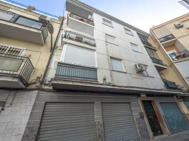 Piso 4 habitaciones 98m² en venta - Vergeles — 21