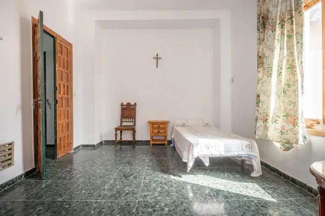 Gran piso señorial en el corazón de Almuñecar — 38