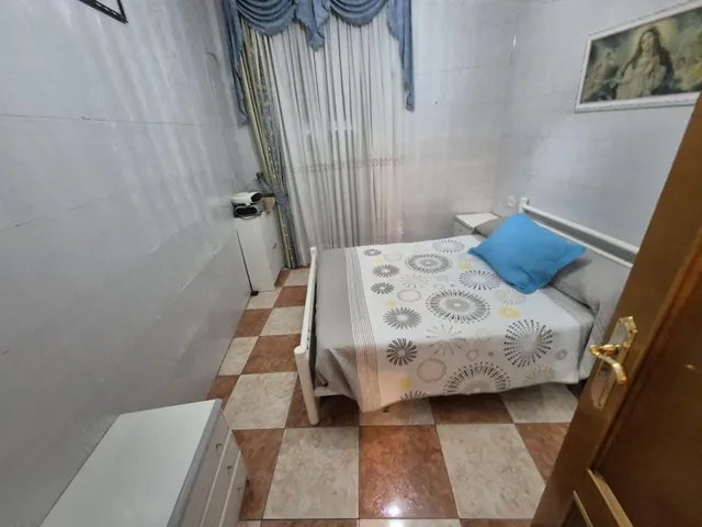 Casa familiar de 5 habitaciones en Elda con terraza y garaje — 20