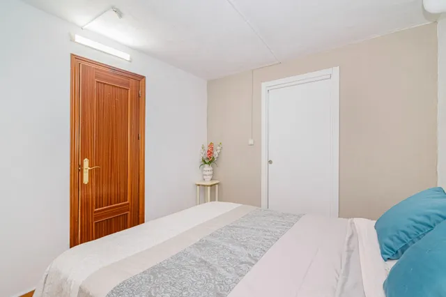 ¡amplia casa de 4 dormitorios, 3 baños y calefacción central en La Zubia! ✨ — 36