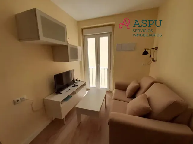 APARTAMENTO CON LICENCIA VFT — 9