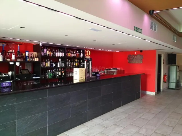 SE VENDE LOCAL COMERCIAL FUNCIONANDO COMO DISCO BAR EN VENTA - foto 5