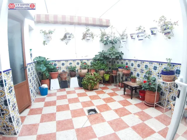 CASA COMPLETAMENTE REFORMADA JUNTO A AVDA PABLO IGLESIAS — 5