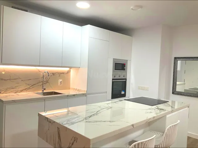 Apartamento 1 habitación 49m² en alquiler - Plaza de Cuba -  - foto 4