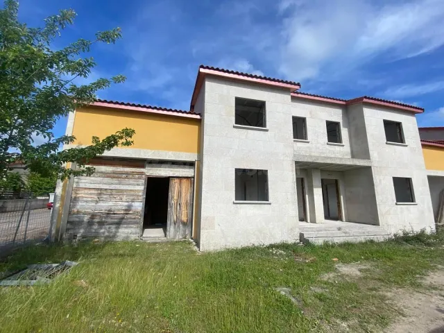 SE VENDEN 8 CHALETS ADOSADOS EN PROYECTO A LA ENTRADA DE ALL - foto 5