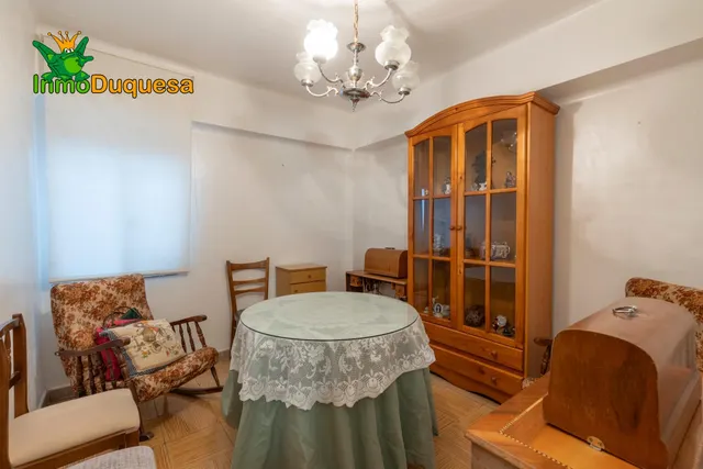 Piso de 3 dormitorios en calle Arabial — 9