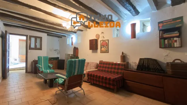Encanto y amplitud en el corazón de Castelló de Farfanya — 9