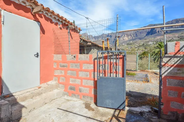 ¡Finca rústica con chalet y piscina privada en Santa Lucia! — 50