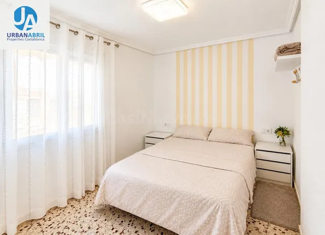 Amplio Piso en El Campello Pueblo a la Venta por €210,000 — 3