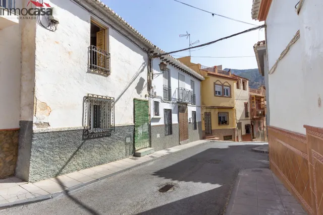 CASA DE PUEBLO EN PADUL PARA REFORMAR!!! - foto 2