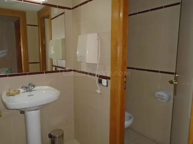 Venta de Local Comercial en San Sebastian de los Reyes, Madr - foto 2