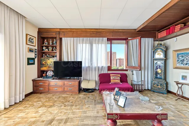 Excepcional piso muy alto con terraza y vistas al mar — 5