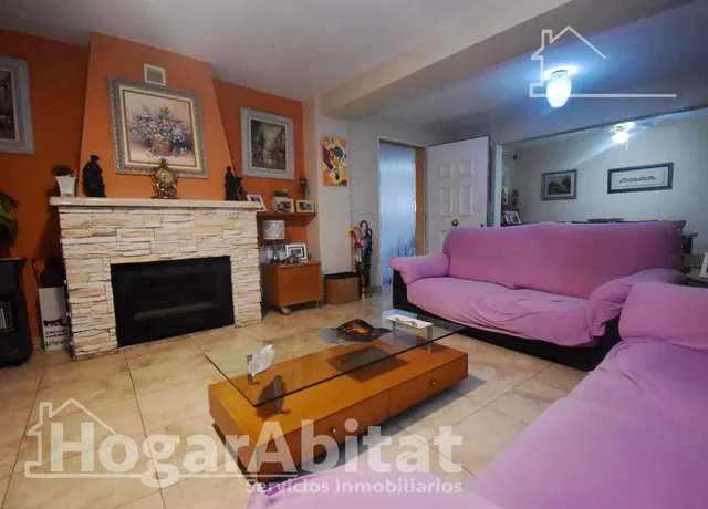 ¡Encantador Chalet! Muy amplio y sofisticado, con gran garaje, terraza, jardín y parcela — 7