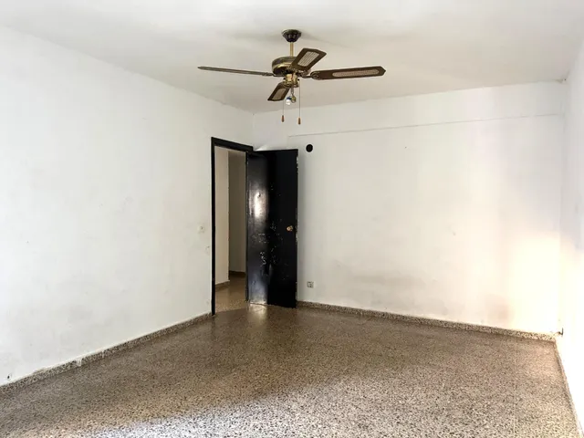 Piso en Gandia (Valencia) - foto 3
