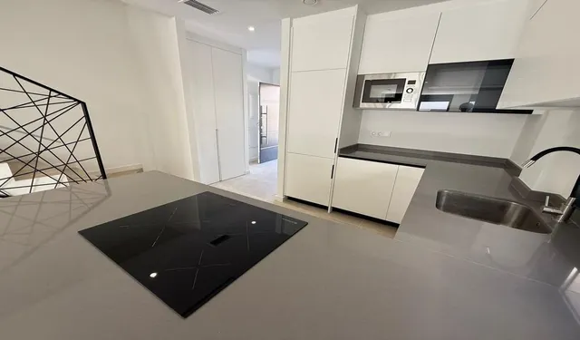 ALTO STANDING - GRAN LUJO - Villa Pareada con PISCINA PRIVADA, y ASCENSOR PRIVADO — 17
