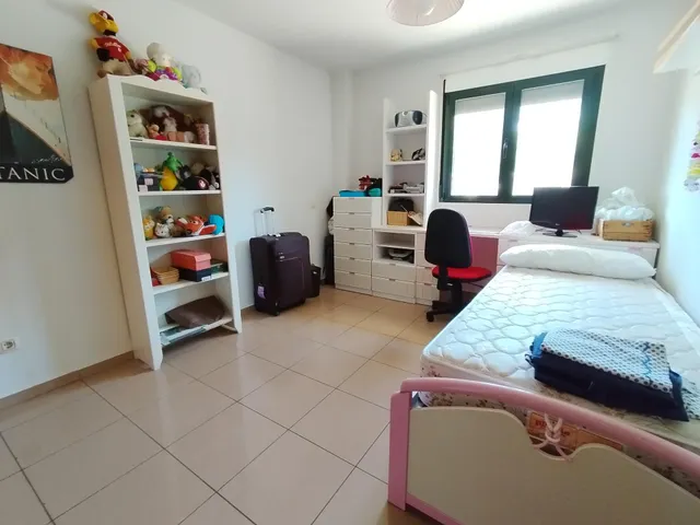 Espectacular Chalet en Montehermoso - Espacios Amplios y Comodidad — 17