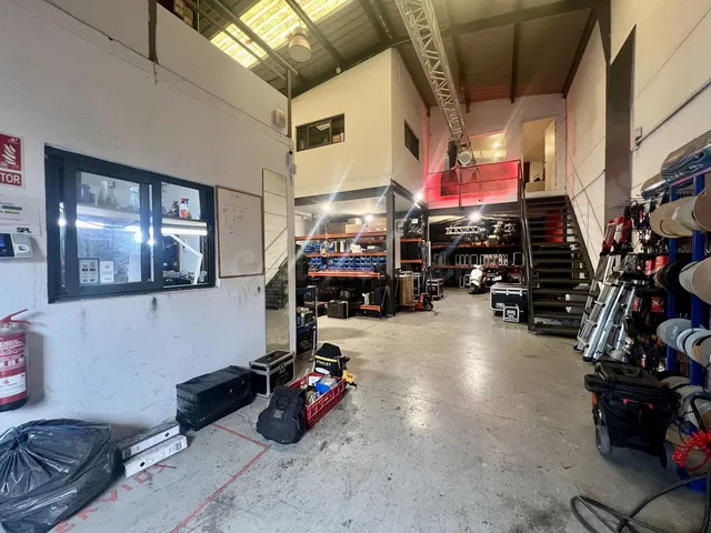 Almacén 3 habitaciones 160m² en venta - Marbella — 5
