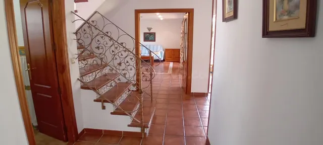 Chalet independiente en Los Pinos - foto 4