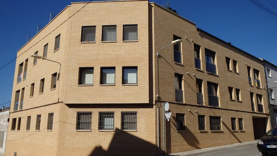 PLAÇA DE PÀRQUING DE LLOGUER A ODENA - BARRI DE SANT PERE