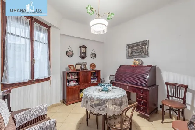 GRAN PISO EN CALLE RECOGIDAS — 17