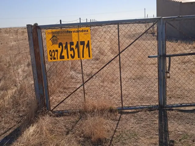 Parcela en Sierra de Fuentes en la zona del Camino de la Cha