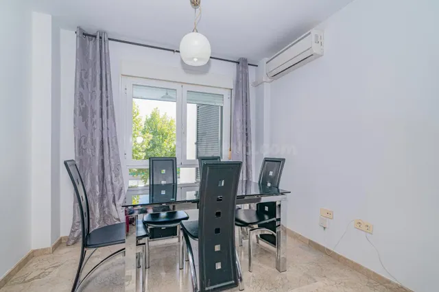 PISO DE 2 DORMITORIOS y 2 BAÑO, CON GARAJE Y TRASTERO - foto 5