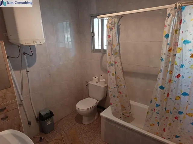 Espectacular parcela con chalet y piscina a 15 minutos de Albacete — 10