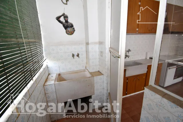 MAGNÍFICA CASA CON DOS VIVIENDAS INDEPENDIENTES Y TERRAZA, CERCA DEL CENTRO — 21