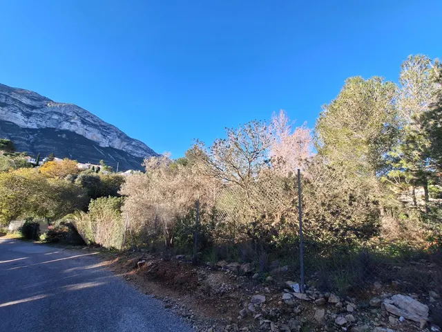 Terreno en venta cerca del Montgó — 33