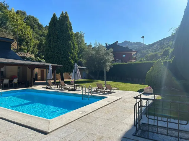 ESPECTACULAR FINCA CON CHALET A 5 MIN DE PONFERRADA — 8