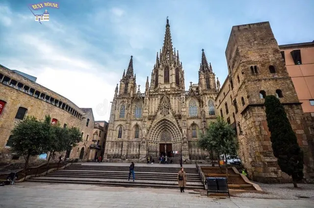 PISO AMUEBLADO EN CENTRO DE LA CIUDAD — 24