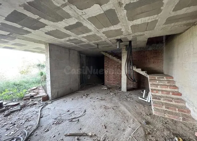 CASA OBRA PARADA 251M2 EN RONDA POBLAT IBERIC, LLORET DE MAR - foto 2