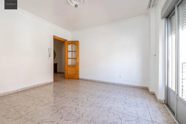 Amplia Casa en Venta en Guadix - Oportunidad de Inversión — 9