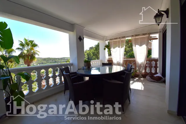 ¡chalet totalmente reformado con licencia turística! amplio con 4 viviendas independientes y piscina privada — 47