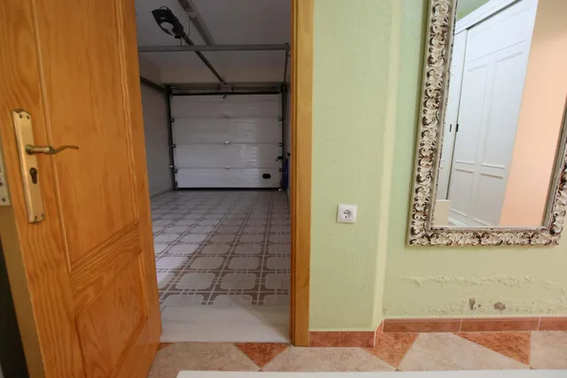 Fantástica casa en Montijo, con amplias estancias, totalmente equipada para entrar a vivir. — 34