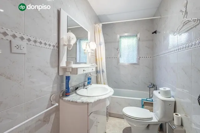 Espectacular Chalet en Ogijares - Ideal para Familias — 22