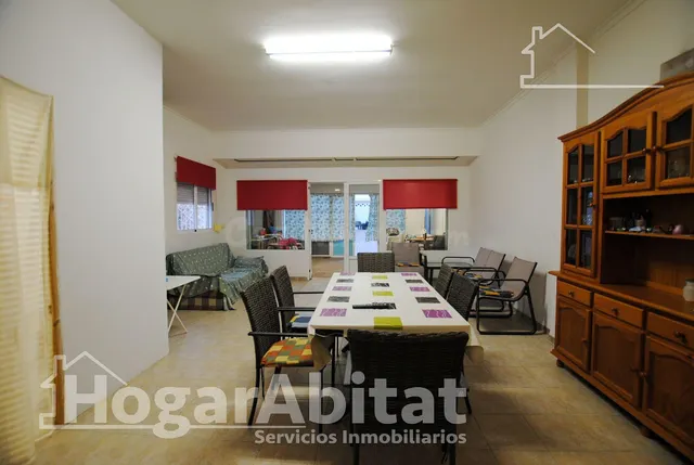 EXTERIOR CON TERRAZA JUNTO A LA PLAYA - foto 5