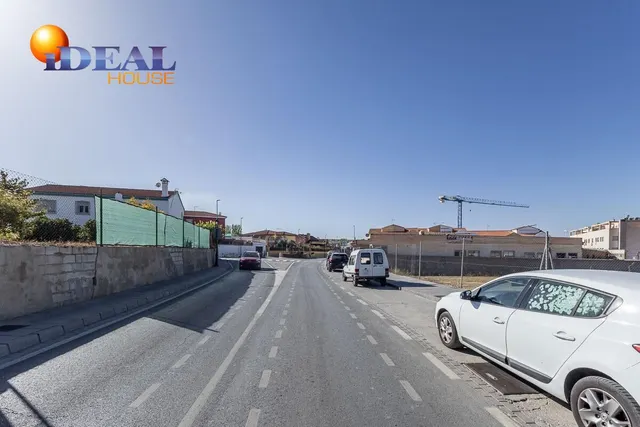 Solar de 1.175 m2 en Ogijares — 9