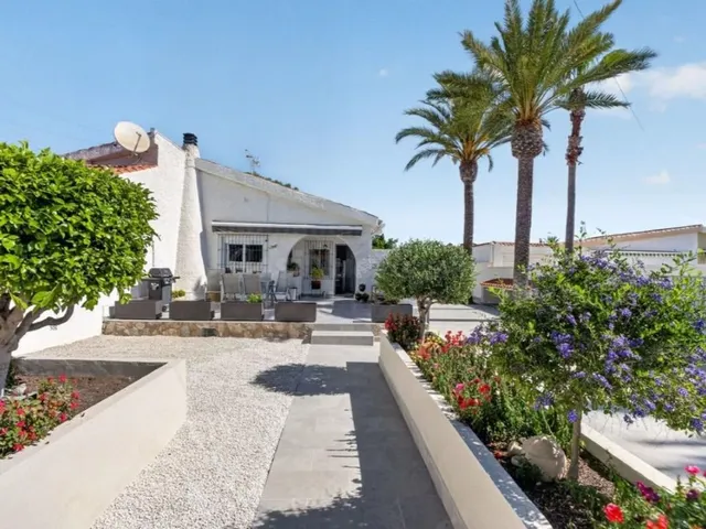 Villa 3 habitaciones 76m² en venta - Nueva Torrevieja — 2