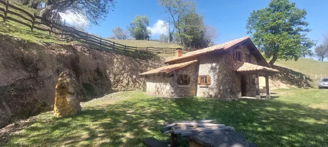 Casa de piedra 2 habitaciones 95m² en venta - INFIESTO