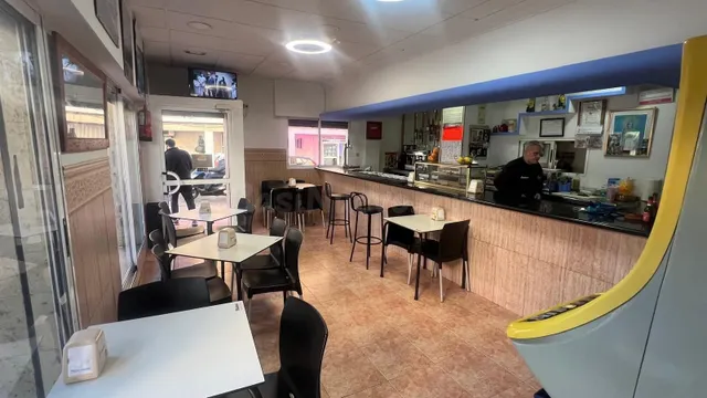 Local comercial 71m² en venta - Estacion de autobuses — 2