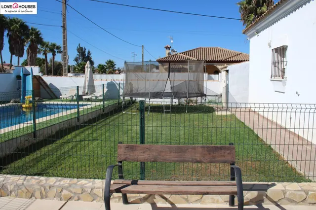 OPORTUNIDAD CHALET CON PISCINA – ZONA PAGO DEL HUMO — 11