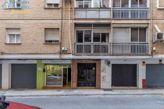 Piso en Ribera del Genil — 31