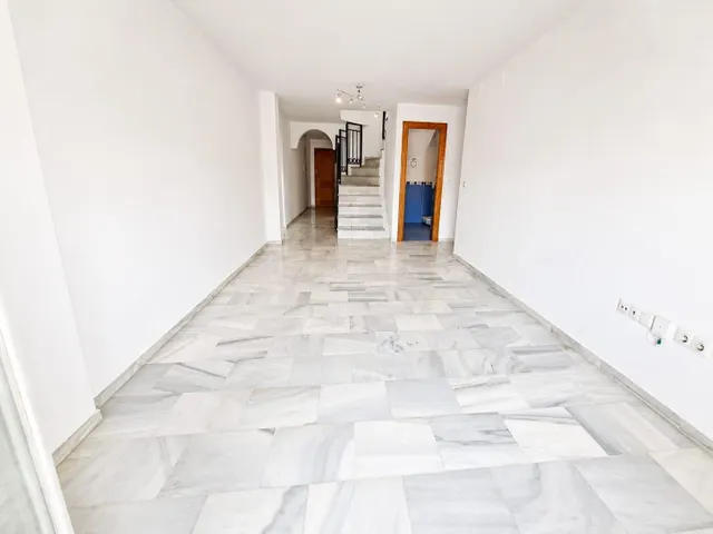 DUPLEX CON 2 TERRAZAS EN CULLAR VEGA, GARAJE  TRASTERO Y ASCENSOR — 3