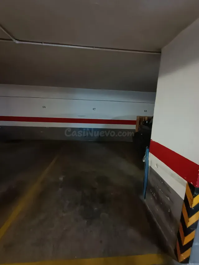 Garaje 25m² en alquiler - Tres Forques — 2