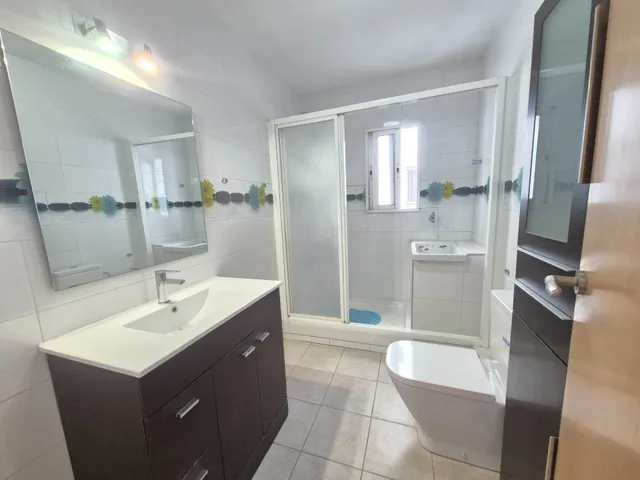 4 habitaciones Y 2 BAÑOS CON ASCENSOR — 11